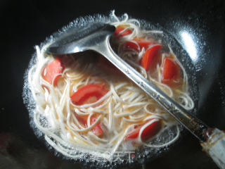番茄鸡蛋汤面的做法步骤：6