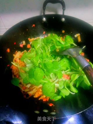 鸡蛋炒河粉的做法步骤：9