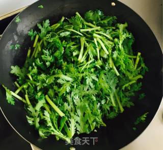 快手懒人餐之蒜蓉茼蒿的做法步骤：5