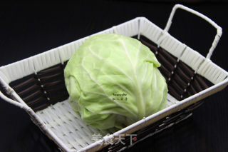 蒜蓉炒包菜的做法步骤：1