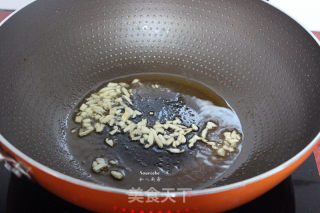 蒜蓉炒包菜的做法步骤：3
