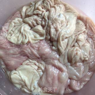 “炖菜”干锅肥肠煲的做法步骤：1