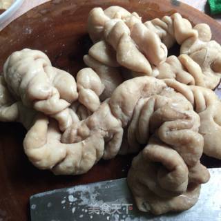 “炖菜”干锅肥肠煲的做法步骤：4
