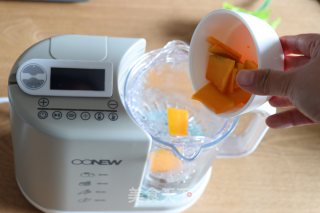 婴儿辅食之南瓜米糊的做法步骤：2