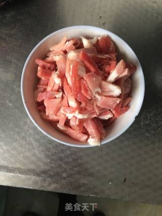 皮蛋瘦肉粥的做法步骤：2