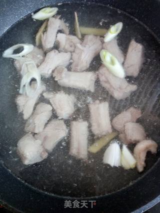 排骨炖豆角的做法步骤：3