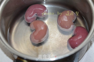 清炖羊腰的做法步骤：2