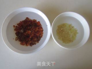 桃胶雪莲米水果羹的做法步骤：2