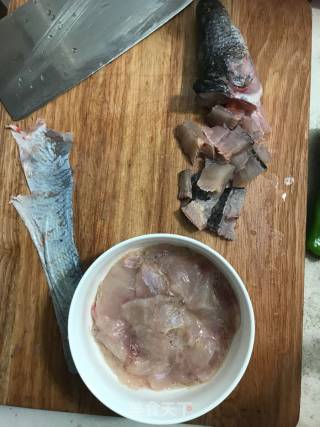 黑鱼豆腐汤的做法步骤：2