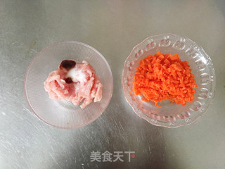 【胡萝卜瘦肉粥】十分钟早餐粥之二的做法步骤：2