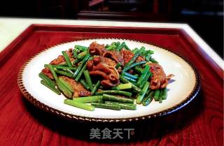 蒜薹炒大肠的做法步骤：5
