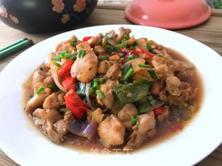 滑鸡啫啫煲的做法步骤：12