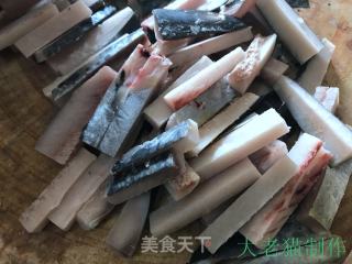 糖醋鲅鱼的做法步骤：2