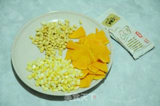 暖胃暖心玉米小麦胚芽黄豆浆的做法步骤：1