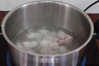 卤肉粉丝煲的做法步骤：3