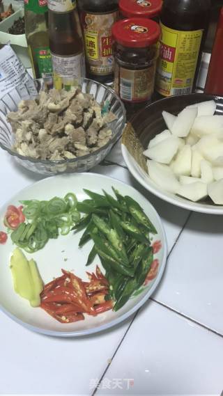 萝卜烧牛腩的做法步骤：3