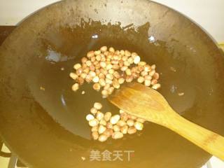 凉拌芹菜花生米的做法步骤：5