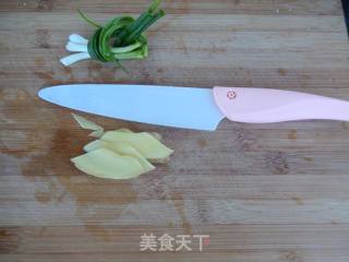 山药鳜鱼汤的做法步骤：2