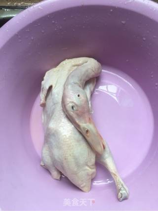 啤酒鸭的做法步骤：1