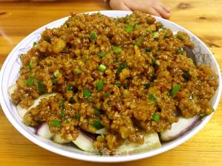 肉末茄子的做法步骤：1