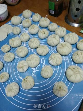 生煎包的做法步骤：2