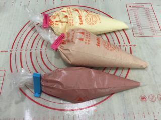 6寸双色戚风蛋糕的做法步骤：19