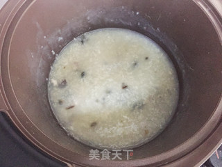 【皮蛋瘦肉粥】十分钟早餐粥之四的做法步骤：4