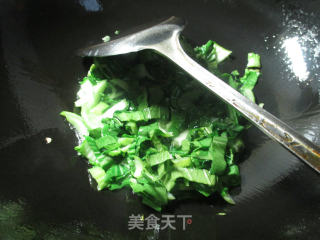 青菜炒绿豆芽的做法步骤：2