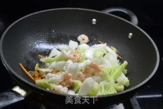 海鲜炒年糕的做法步骤：10