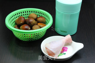 栗子鸡汤的做法步骤：1