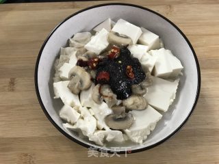 蘑菇炖豆腐的做法步骤：10