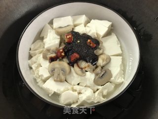 蘑菇炖豆腐的做法步骤：11
