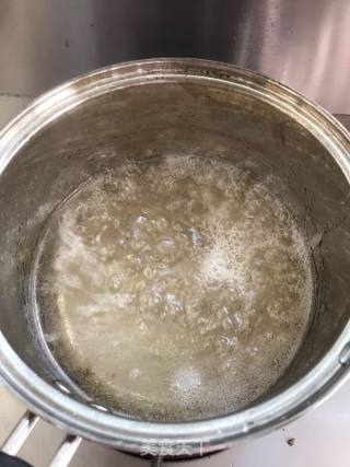 酸甜可口零添加山楂糕的做法步骤：2