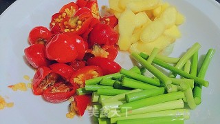 泡椒鳝鱼的做法步骤：2