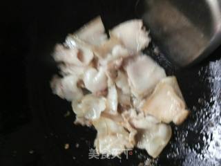 莴笋炒肉片的做法步骤：2