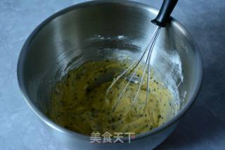黑豆浆黑芝麻戚风的做法步骤：4