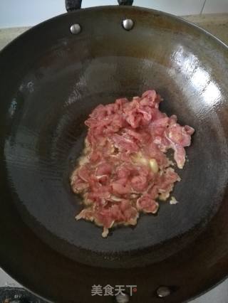 青椒炒肉的做法步骤：5