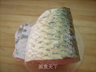 清蒸青鱼中段的做法步骤：1