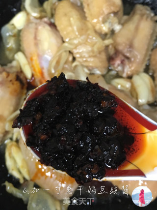 蒜香鸡中翅焖鸡蛋胶的做法步骤：6