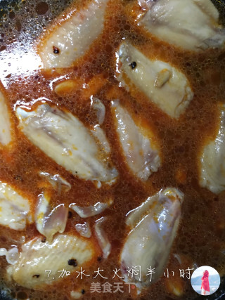蒜香鸡中翅焖鸡蛋胶的做法步骤：7