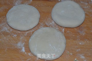 大肉芹菜馅饼的做法步骤：7