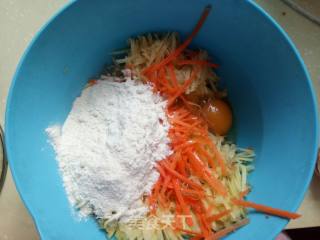 土豆丝早餐饼的做法步骤：3