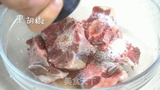 法式牛尾浓汤的做法步骤：1
