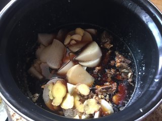 萝卜炖牛排骨的做法步骤：9