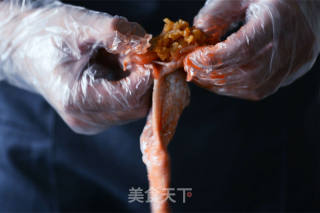 吃完一个肯定还想再吃一个的鸡翅包饭的做法步骤：6