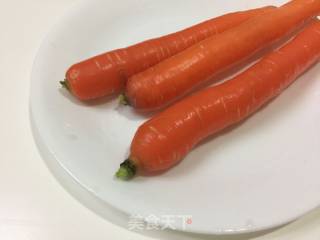 胡萝卜金枪鱼沙拉的做法步骤：1