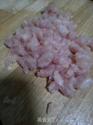 瘦肉青豆鸡蛋汤的做法步骤：2