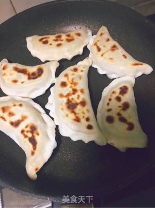 韭菜盒子的做法步骤：13