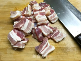 梅干菜烧肉的做法步骤：2