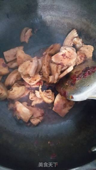 白菜回锅肉的做法步骤：4